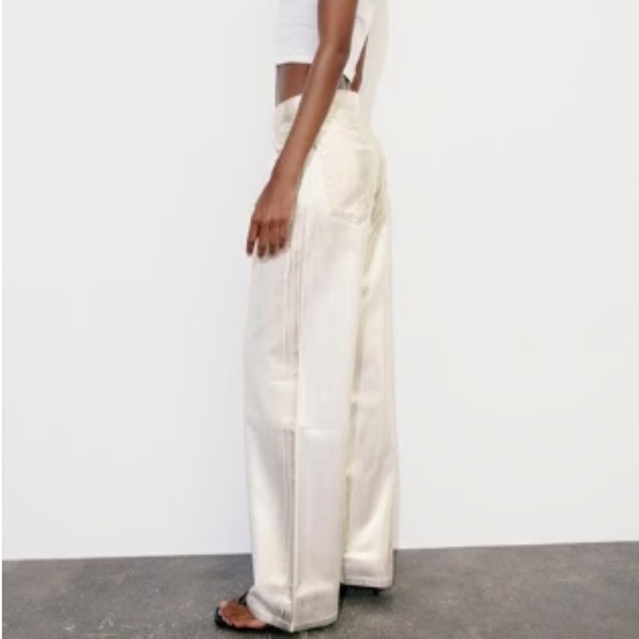Zara TRF mid waist loose foil Jeans - Picture 3 of 15